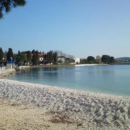 アパート Matosevic プーラ